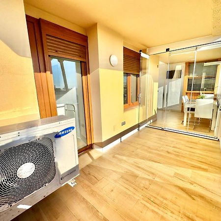 Gorgeous Apartment At The Sea In La Carihuela! Торремолінос Екстер'єр фото