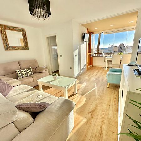 Gorgeous Apartment At The Sea In La Carihuela! Торремолінос Екстер'єр фото