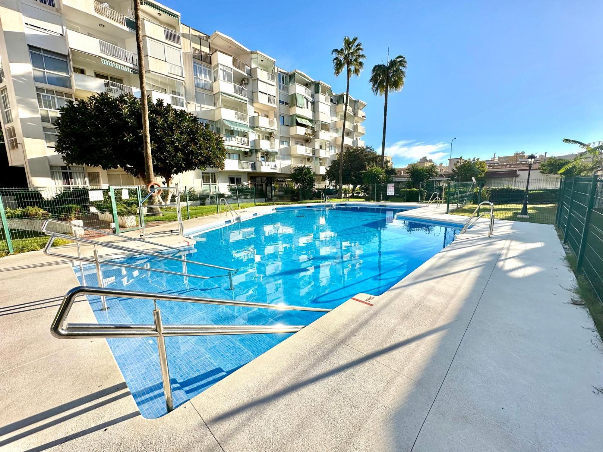 Gorgeous Apartment At The Sea In La Carihuela! Торремолінос Екстер'єр фото
