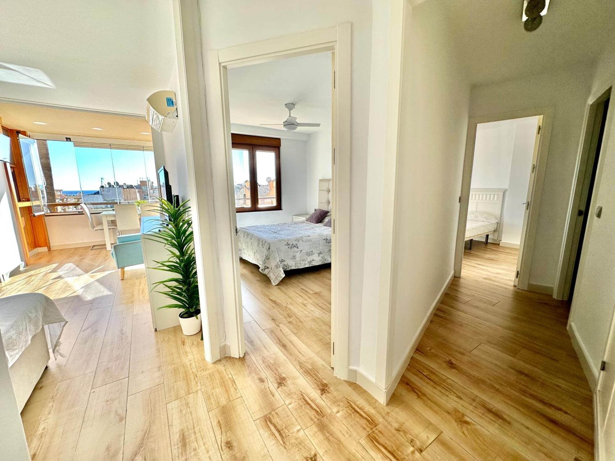 Gorgeous Apartment At The Sea In La Carihuela! Торремолінос Екстер'єр фото