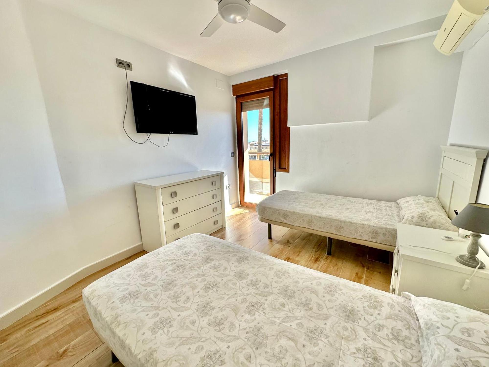 Gorgeous Apartment At The Sea In La Carihuela! Торремолінос Екстер'єр фото