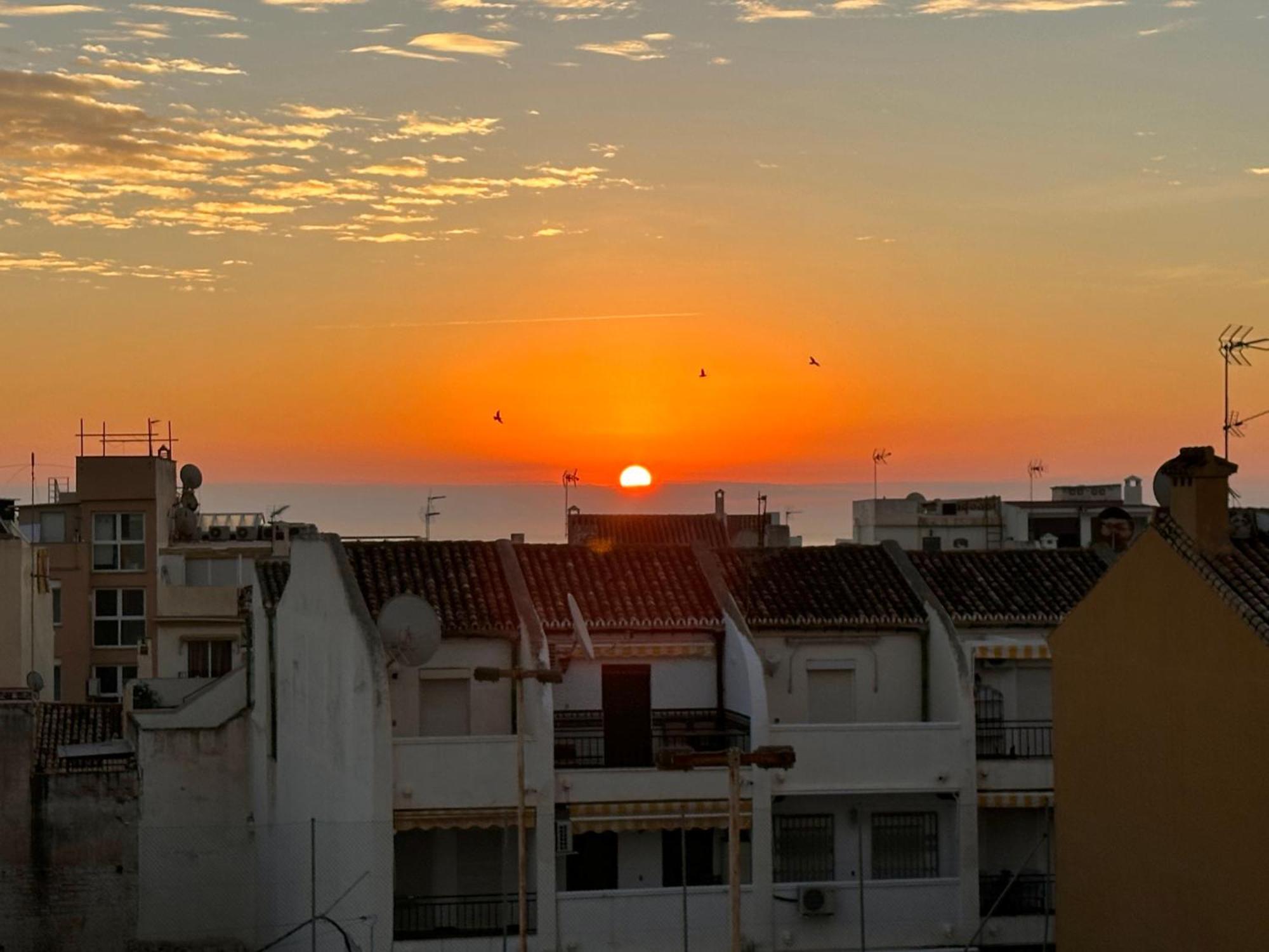 Gorgeous Apartment At The Sea In La Carihuela! Торремолінос Екстер'єр фото