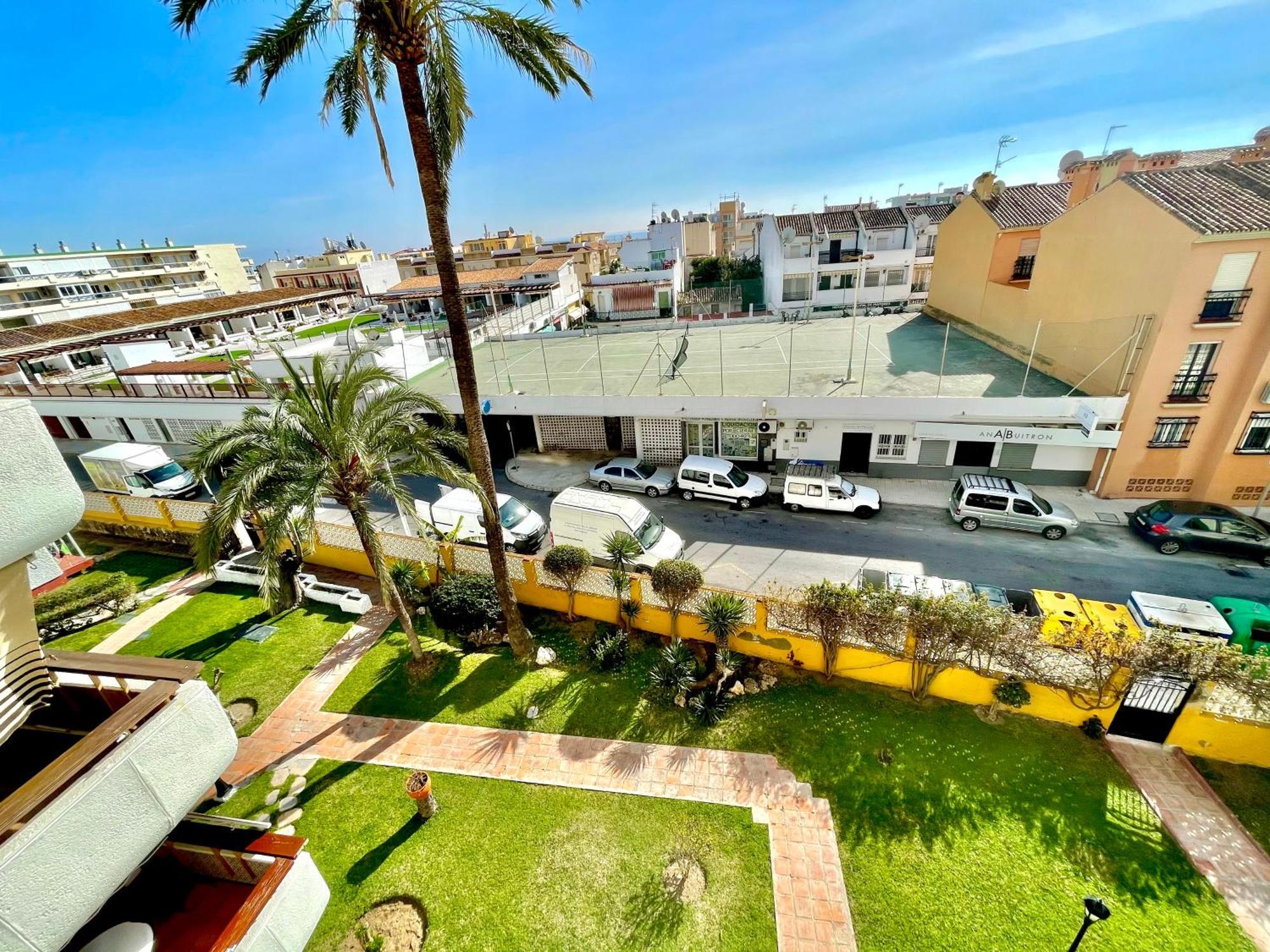 Gorgeous Apartment At The Sea In La Carihuela! Торремолінос Екстер'єр фото